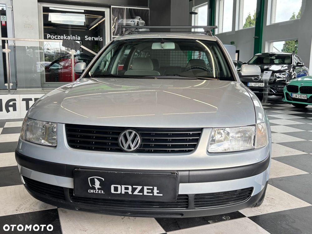 Volkswagen Passat - 8