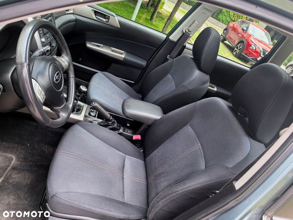 Subaru Forester 2.0D XC 000 Euro5 - 9