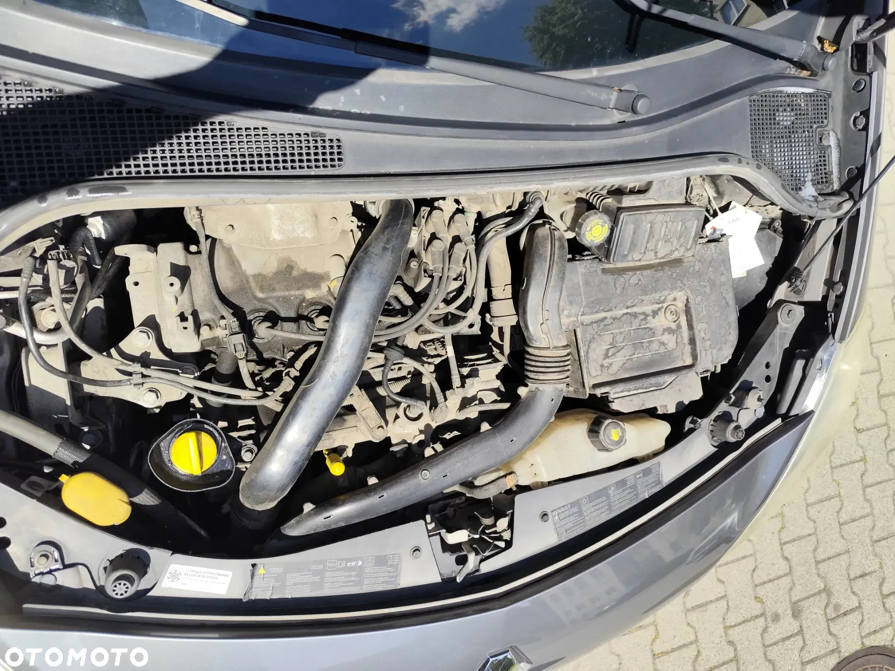 Renault Clio 1.2 16V TCE Alize Euro5 - 26