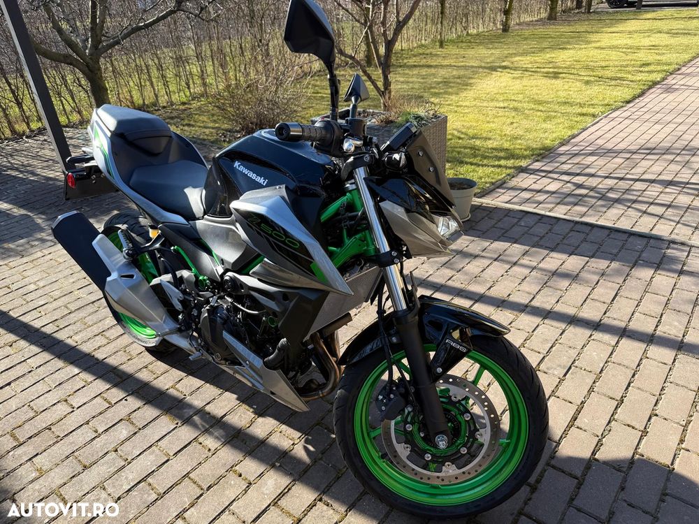 Kawasaki Z 500 SE - 4