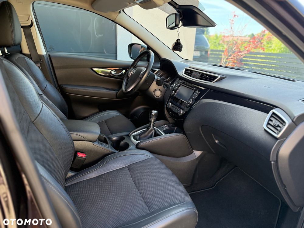 Nissan Qashqai 1.6 DIG-T Tekna - 14