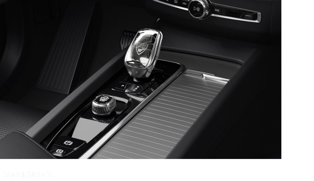 Volvo XC 60 B5 B AWD Plus Black Edition - 19