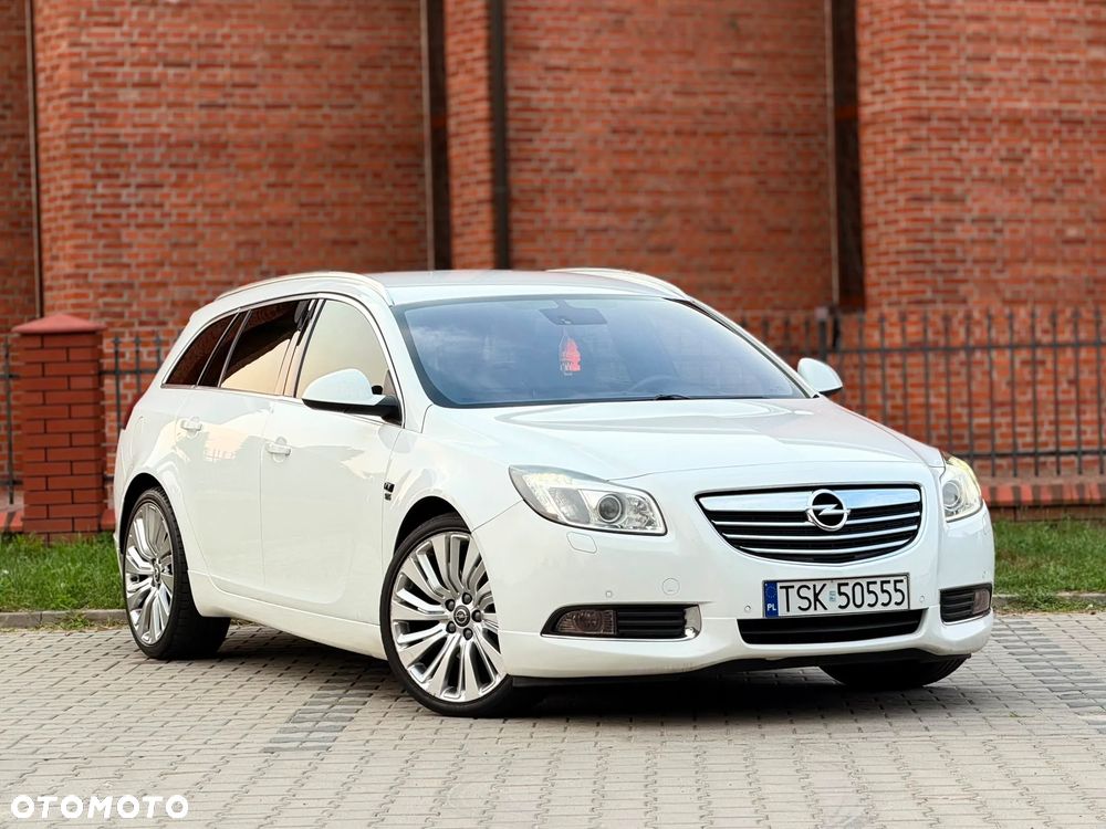 Opel Insignia - 1