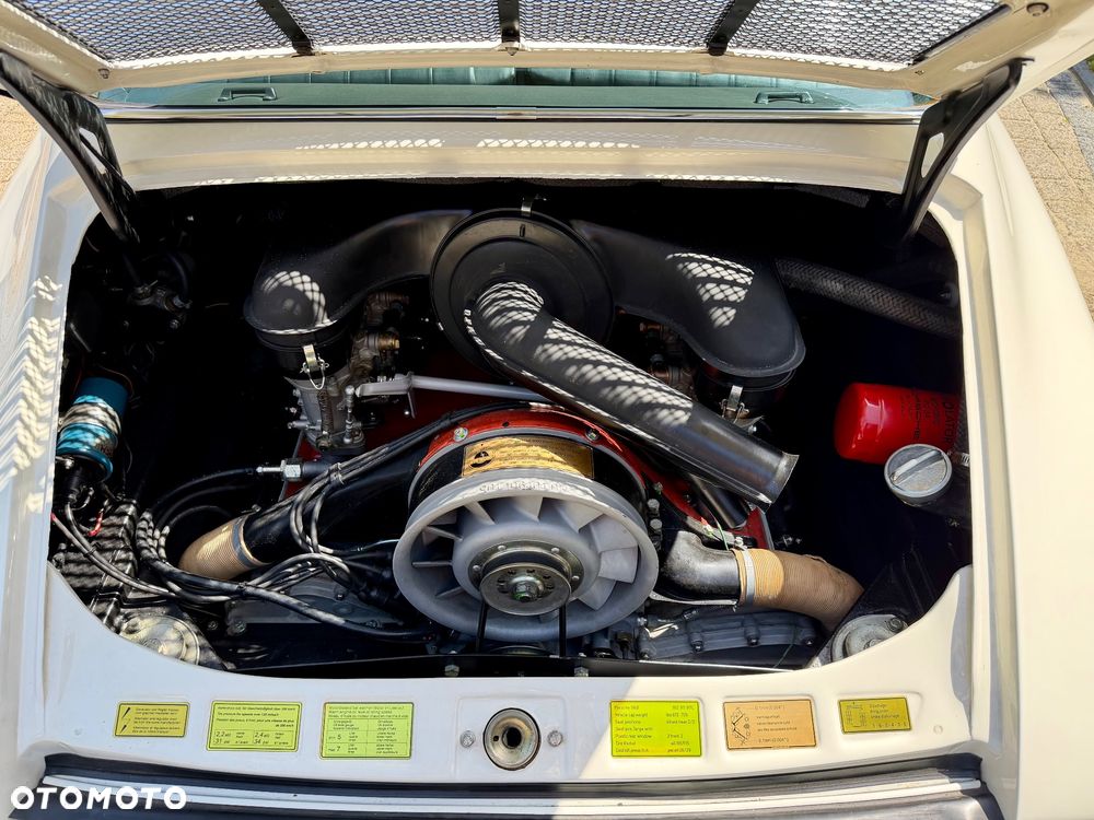 Porsche 911 - 9
