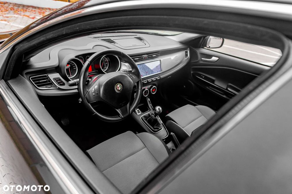 Alfa Romeo Giulietta - 19