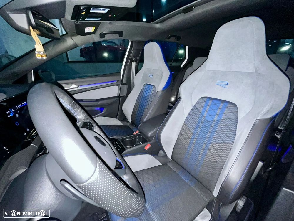 VW Golf 2.0 TSI OPF 4Motion DSG R 20 Years - 11