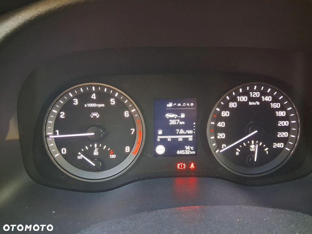 Hyundai Tucson 1.6 GDI BlueDrive GO 2WD - 21