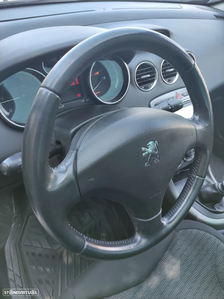 Peugeot 308 SW 1.6 HDi Executive CVM6 - 19