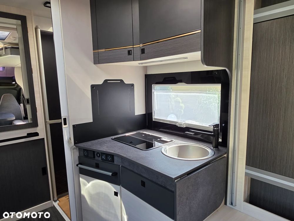 Ford Chausson 630 Titanium Premium 170 KM Automat - 9