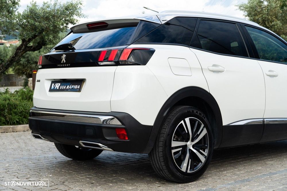Peugeot 3008 1.2 PureTech Allure Pack - 52