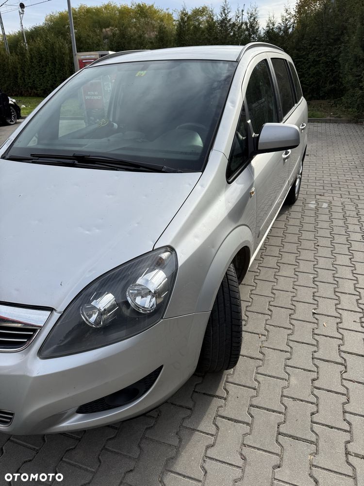 Opel Zafira - 6