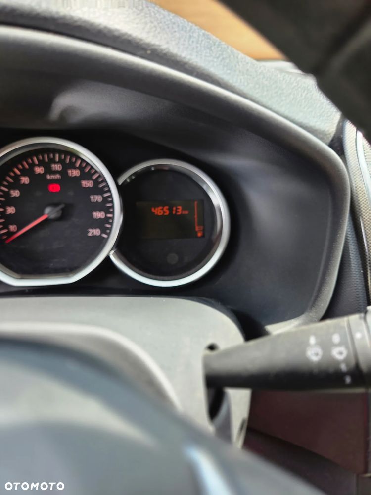 Dacia Sandero - 10