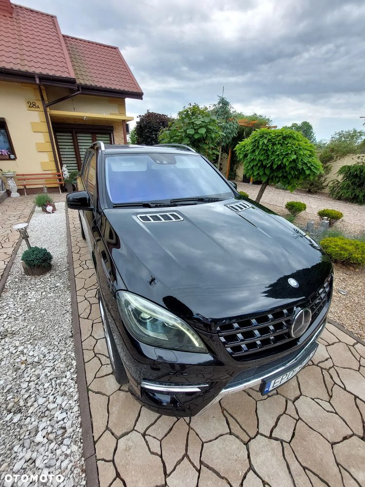 Mercedes-Benz ML - 9
