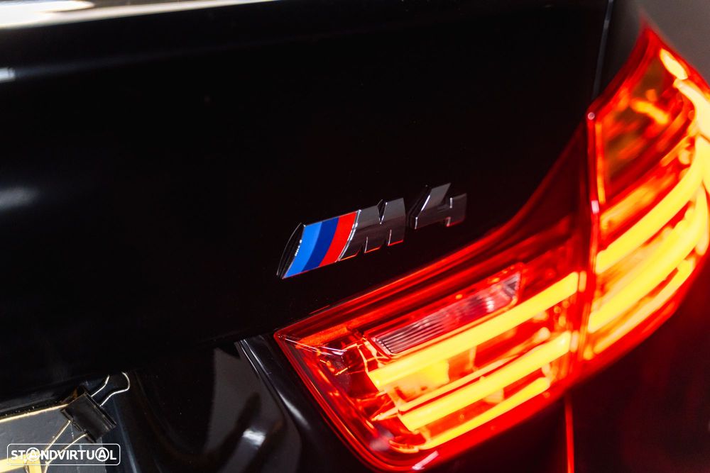 BMW M4 Auto - 15