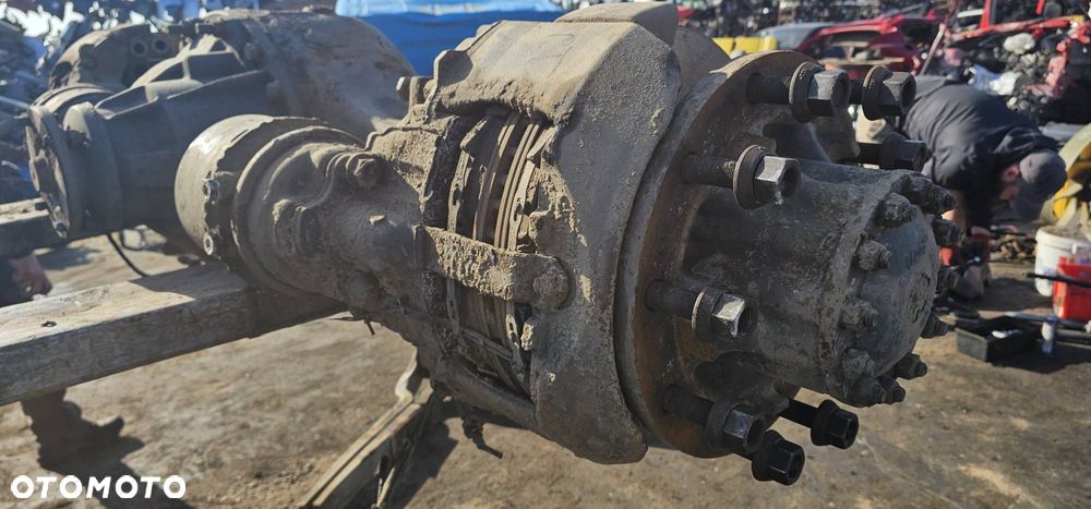 ZACISK HAMULCOWY TYŁ PRAWY VOLVO FE 300 22.5 E5 - 4