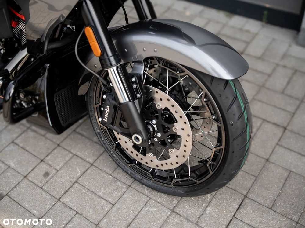 Harley-Davidson Touring Road Glide - 33