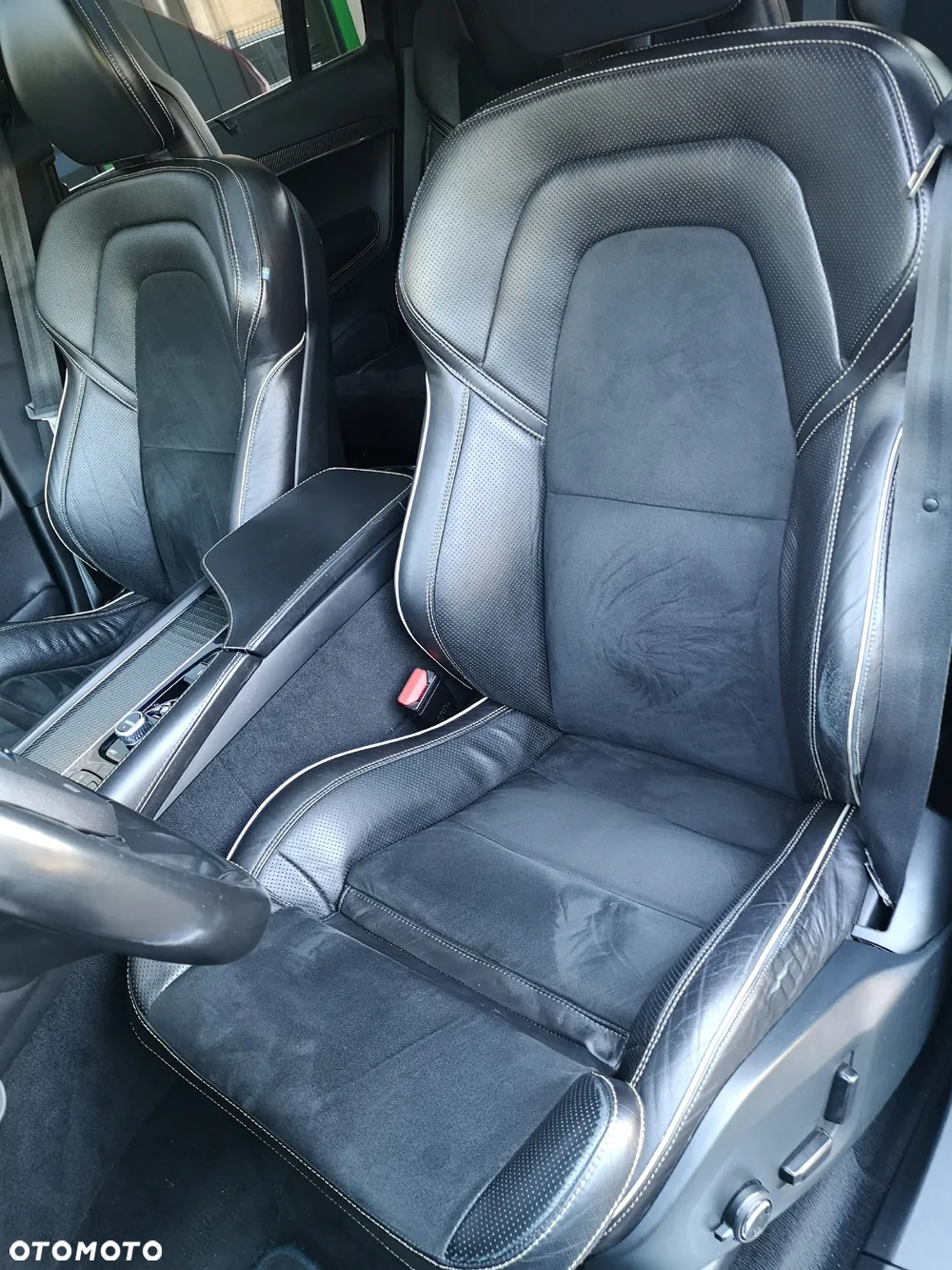 Volvo XC 90 B6 B AWD R-Design 7os - 25