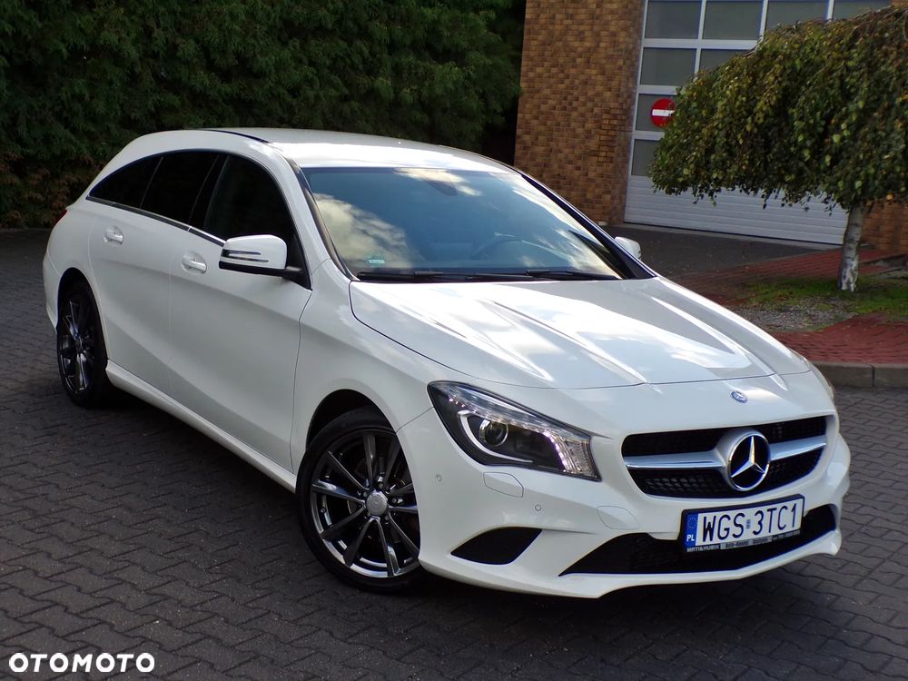 Mercedes-Benz CLA 180 UrbanStyle Edition - 13