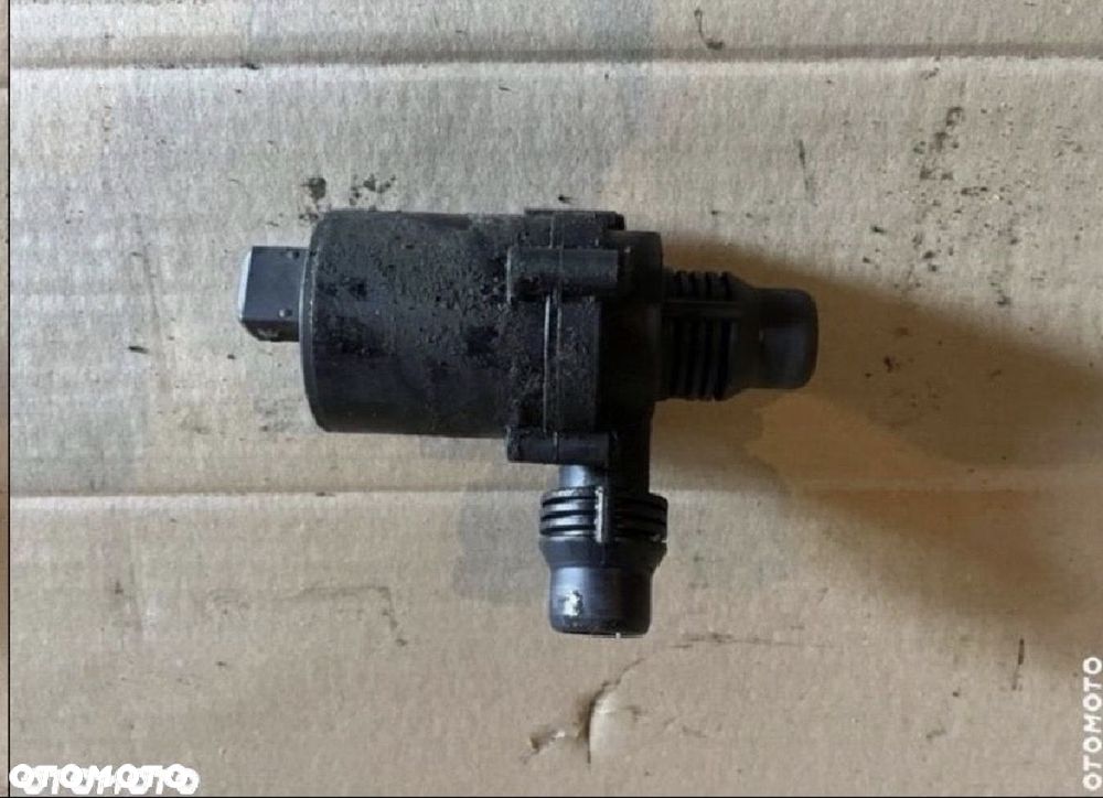 Dodatkowa pompka obiegu wody bmw 7 e65 e66 - 2