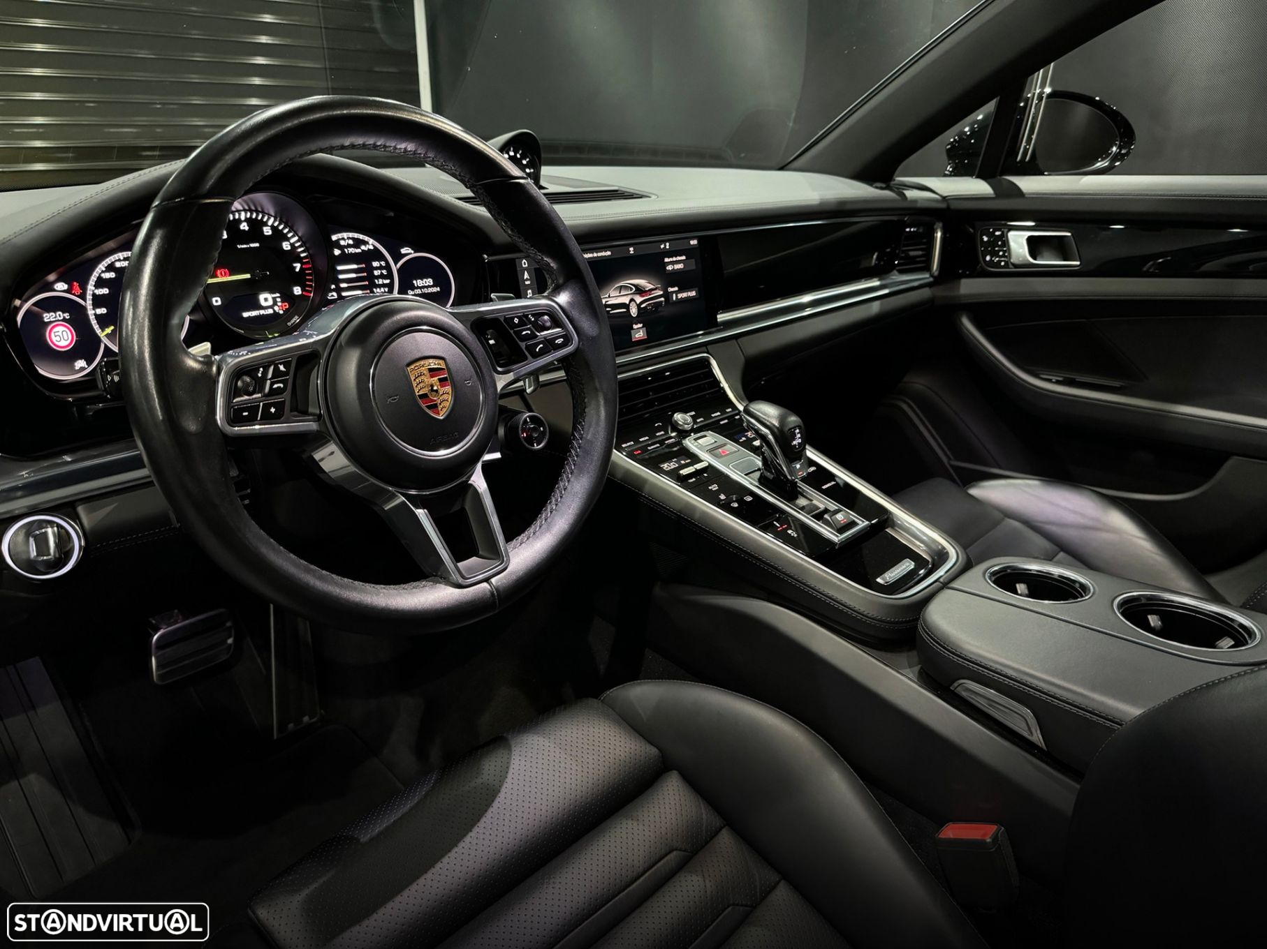 Porsche Panamera 4 E-Hybrid Executive - 19