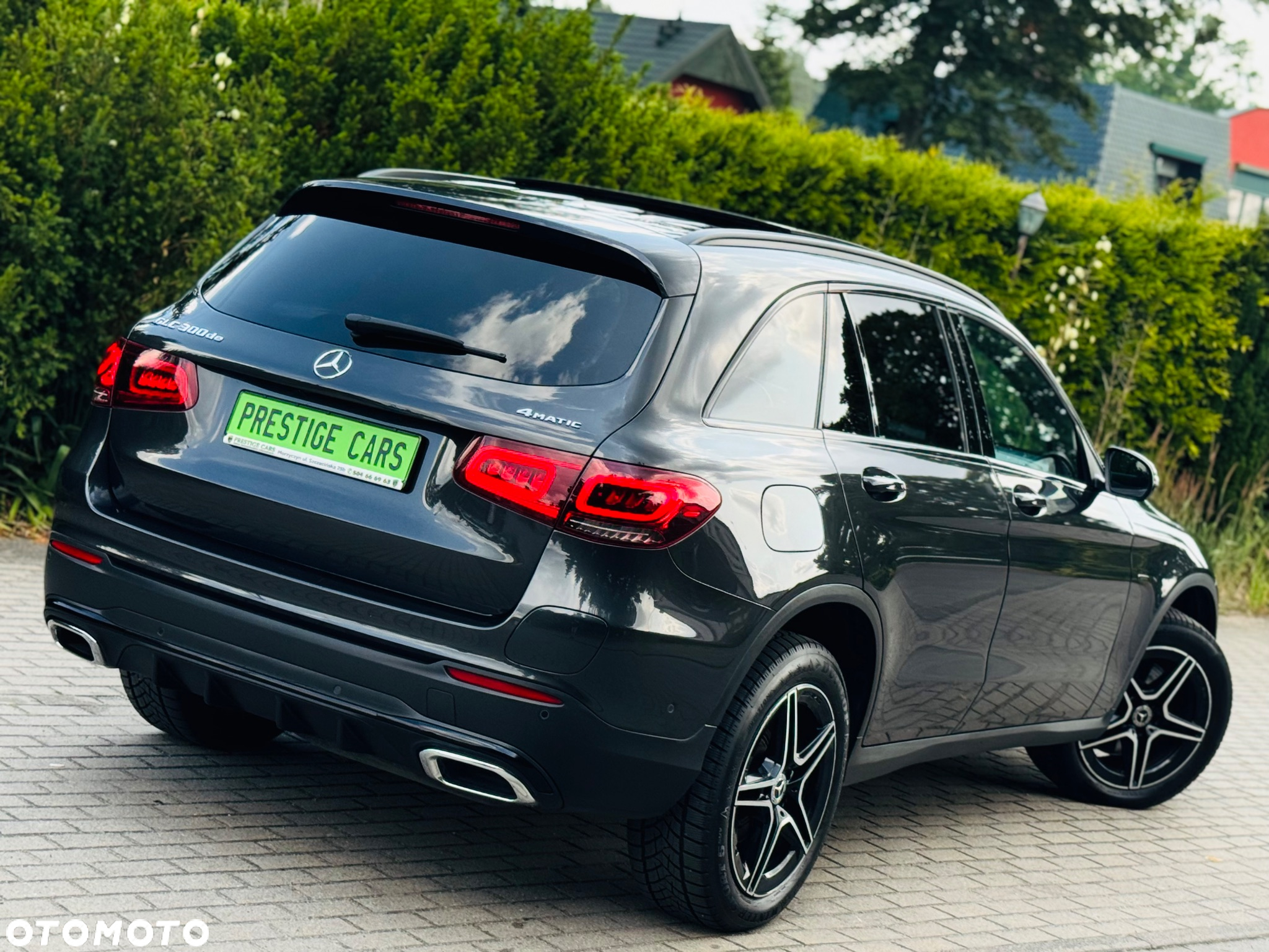 Mercedes-Benz GLC 220 d 4Matic 9G-TRONIC AMG Line - 13
