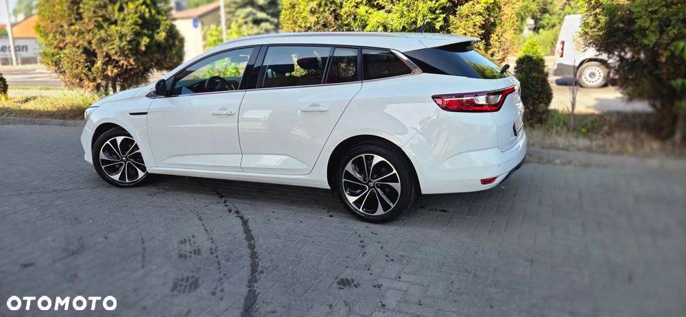 Renault Megane BLUE dCi 115 INTENS - 9