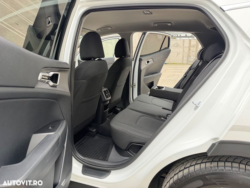 Kia Sportage 1.6 DSL MHEV 6MT HP 4x2 Style - 14