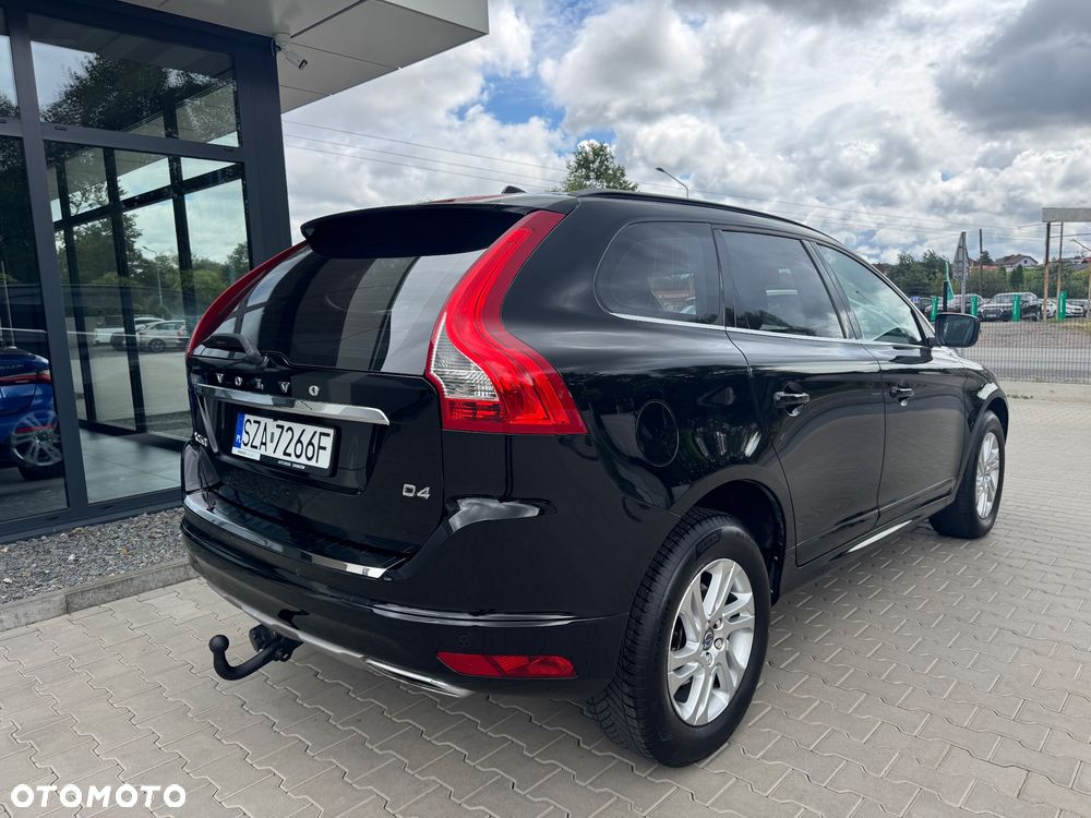 Volvo XC 60 D4 Drive-E Momentum - 3