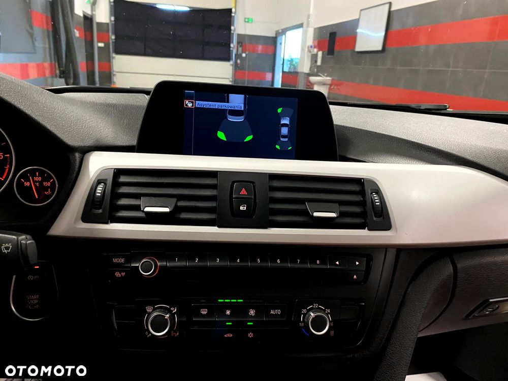 BMW Seria 3 316d Sport Line - 15