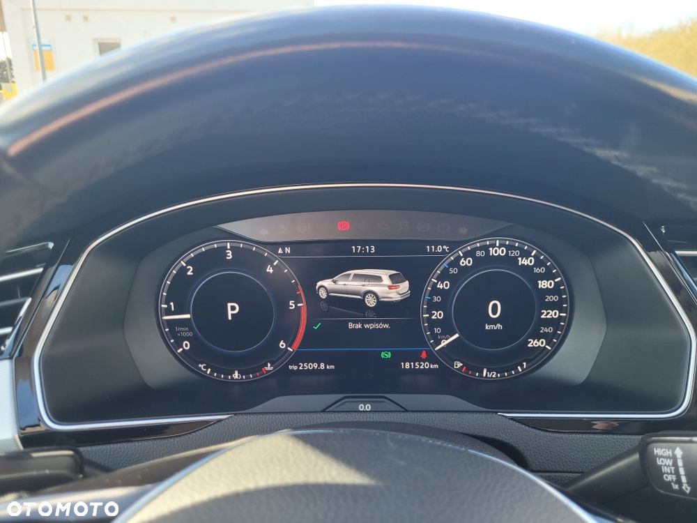 Volkswagen Passat - 7