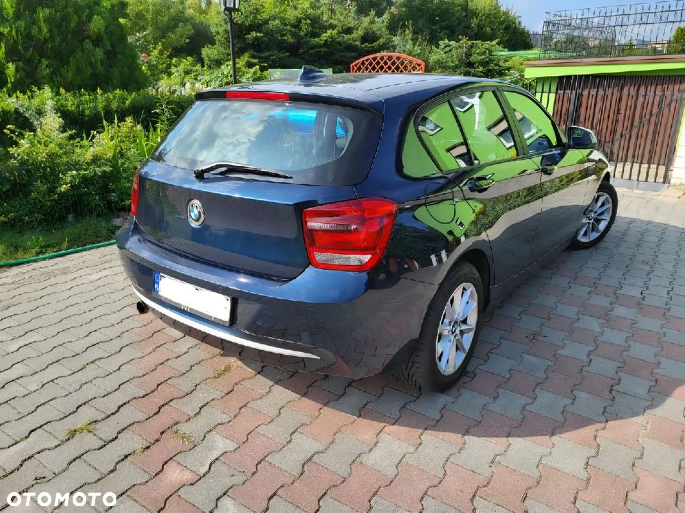 BMW Seria 1 116i - 5