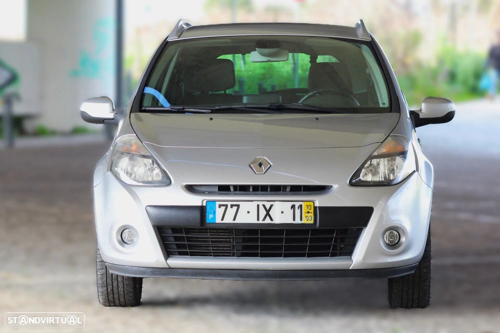 Renault Clio Break 1.5 dCi Dynamique S - 4