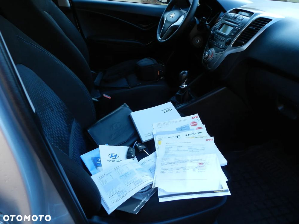Hyundai ix20 - 8