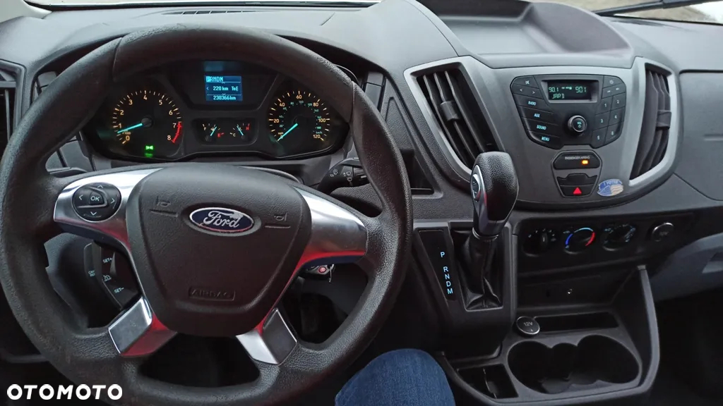 Ford Transit - 22