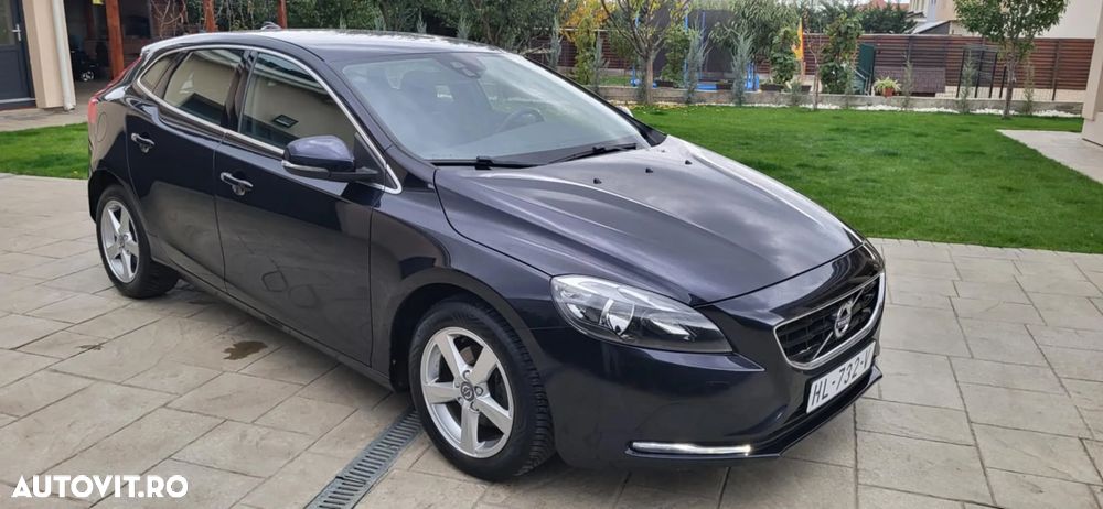 Volvo V40 - 2