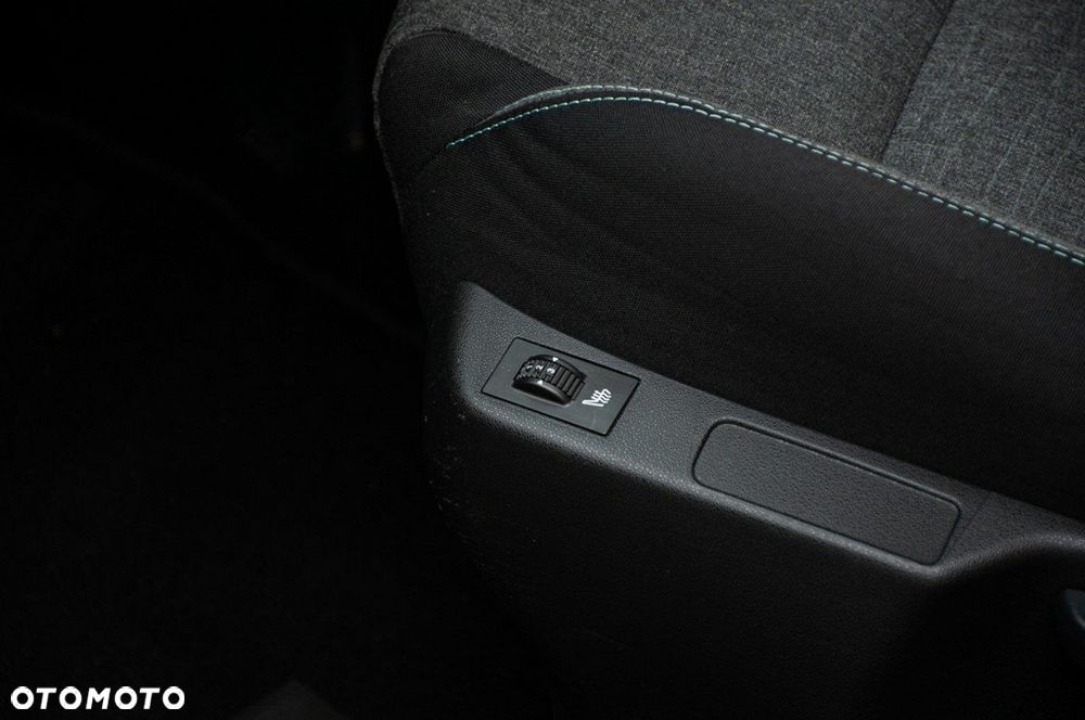 Citroën C4 BlueHDi 120 Stop&Start EAT6 Selection - 31