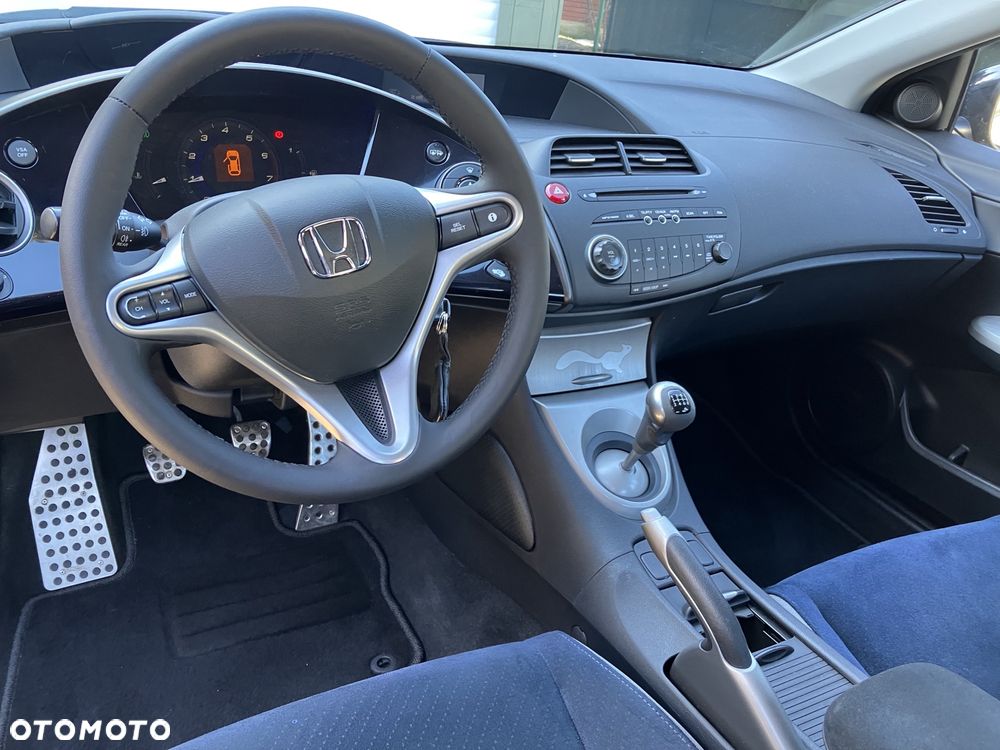 Honda Civic - 8