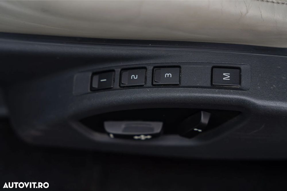 Volvo XC 60 D4 AWD Geartronic Inscription - 22