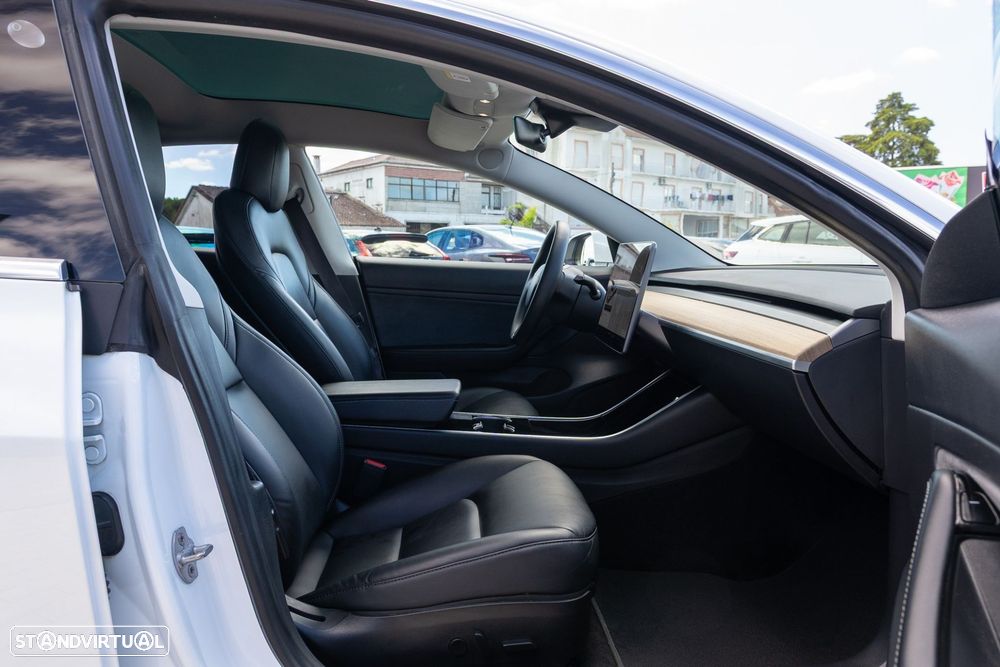 Tesla Model 3 Standard RWD - 16
