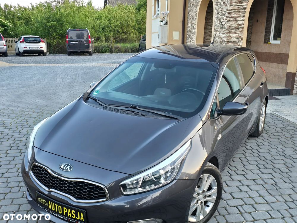 Kia Ceed 1.6 GDI Vision - 6
