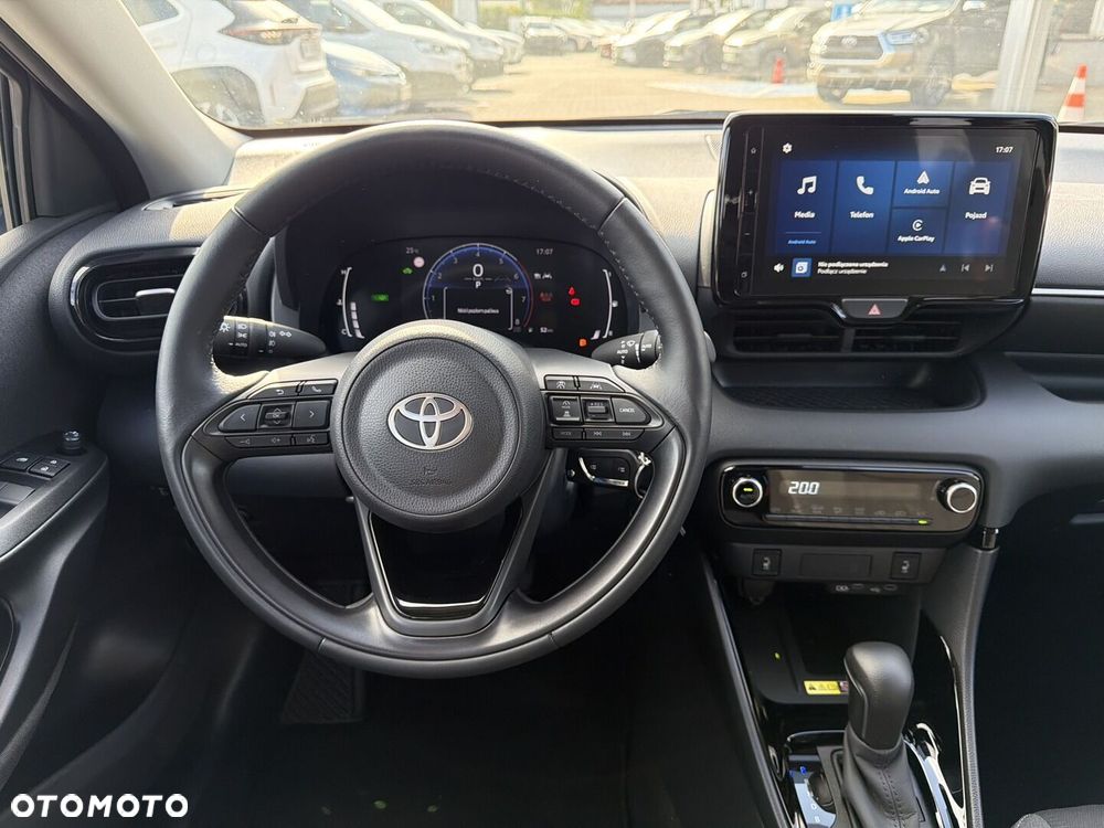 Toyota Yaris Hybrid 1.5 Style - 9