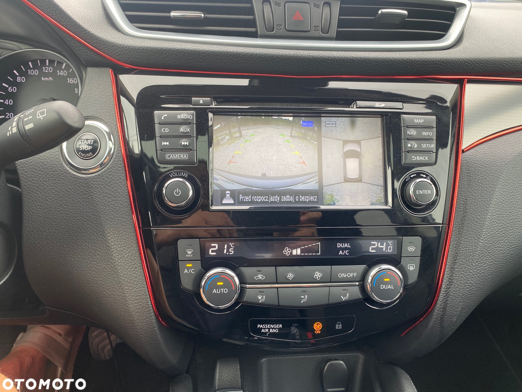 Nissan Qashqai 1.6 DIG-T N-Connecta - 32