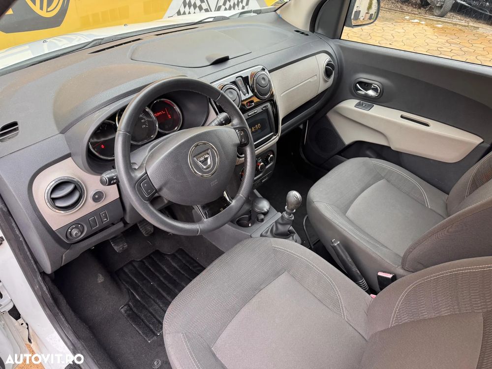 Dacia Lodgy 1.5 dCi Stepway - 2