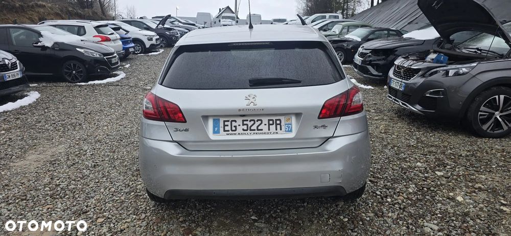 Peugeot 308 BlueHDi FAP 120 Stop & Start Allure - 4