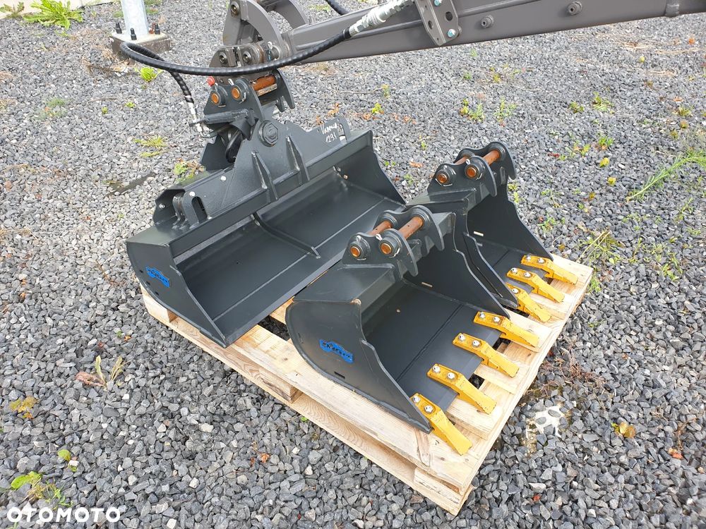 Volvo EC18E, DŁUGIE RAMIĘ, DODATKOWA PRZECIWWAGA, ROZSUWANE GĄSIENICE, 3 ŁYŻKI + SZYBKOZŁĄCZE VOLVO, NOWA DOSTĘPNA OD RĘKI, GWARANCJA Volvo Polska - 22