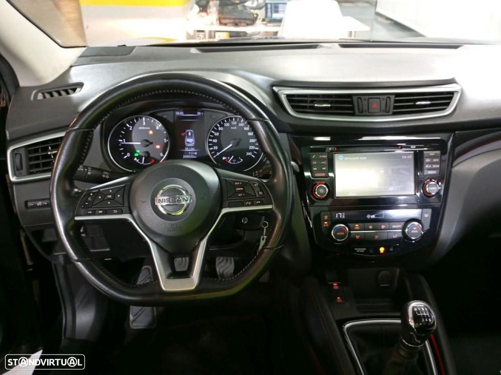 Nissan Qashqai 1.5 dCi N-Connecta Business - 8