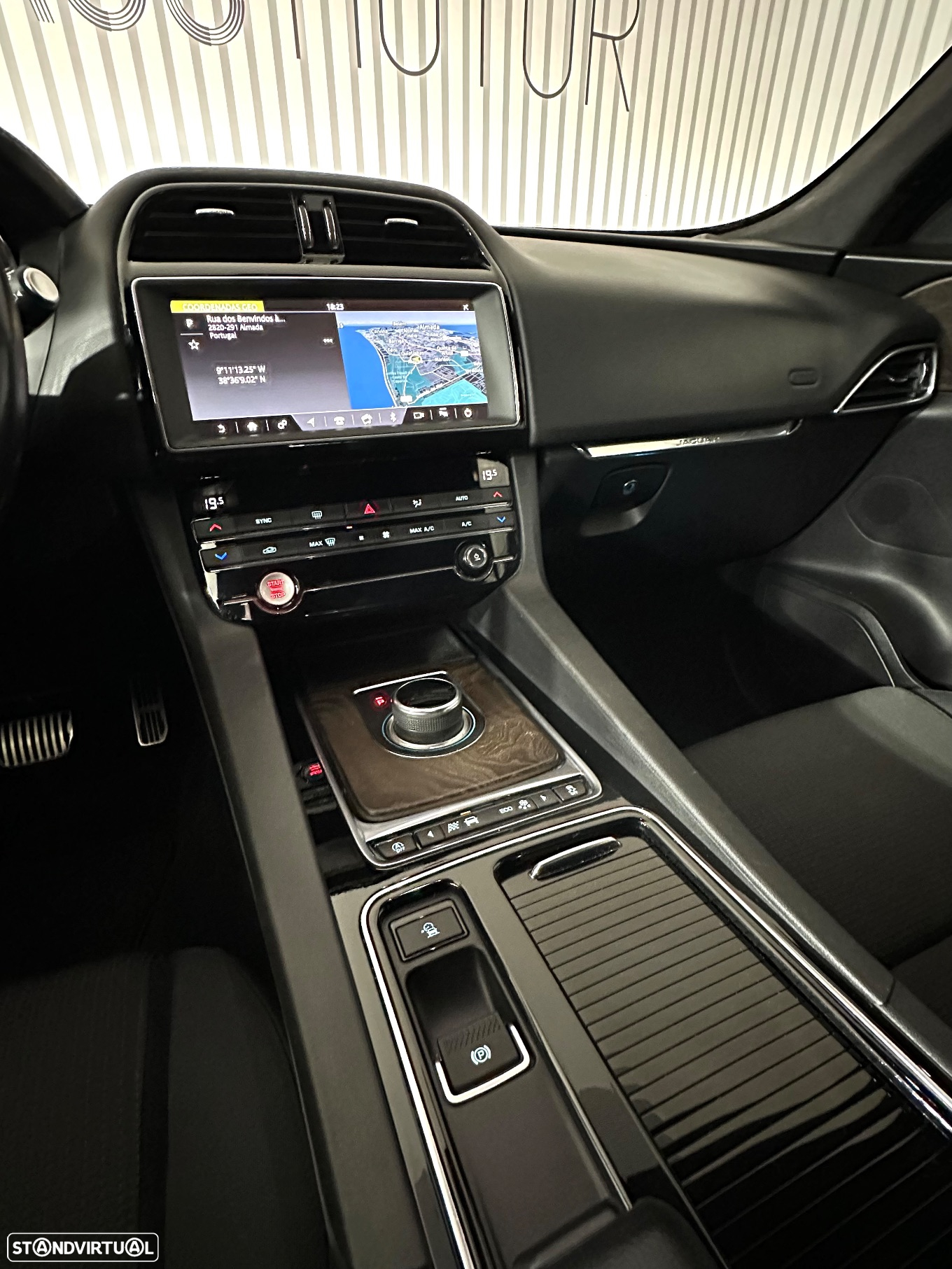Jaguar F-Pace 2.0 i4D Prestige Aut. - 16