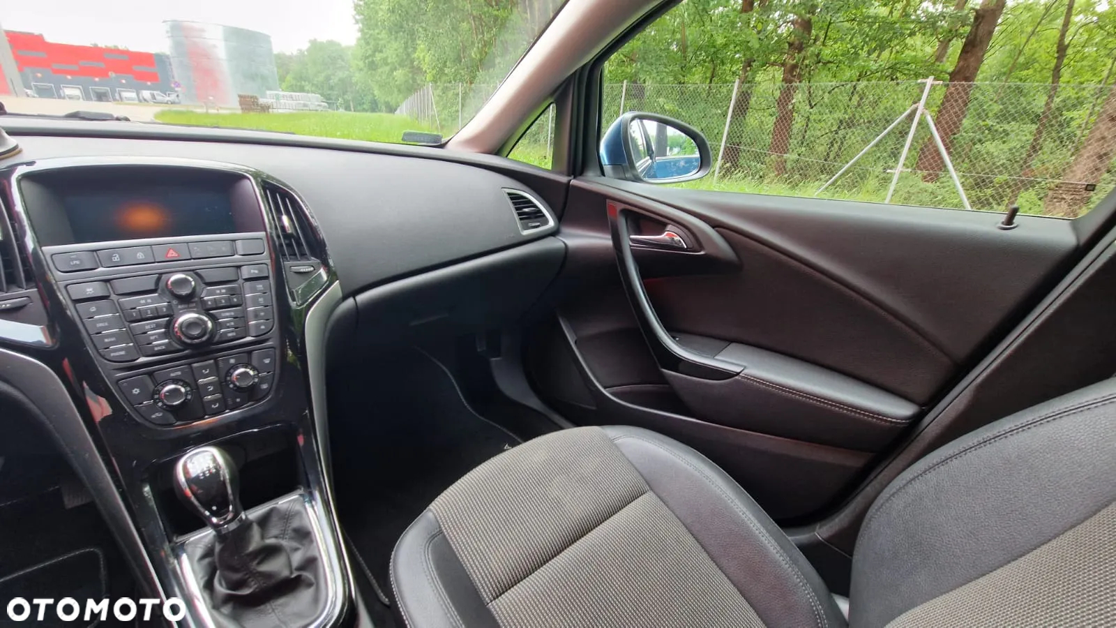 Opel Astra IV 1.4 T Cosmo - 19