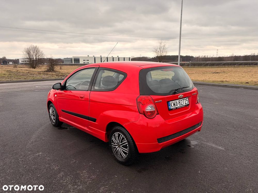 Chevrolet Aveo 1.2 16V Base - 4