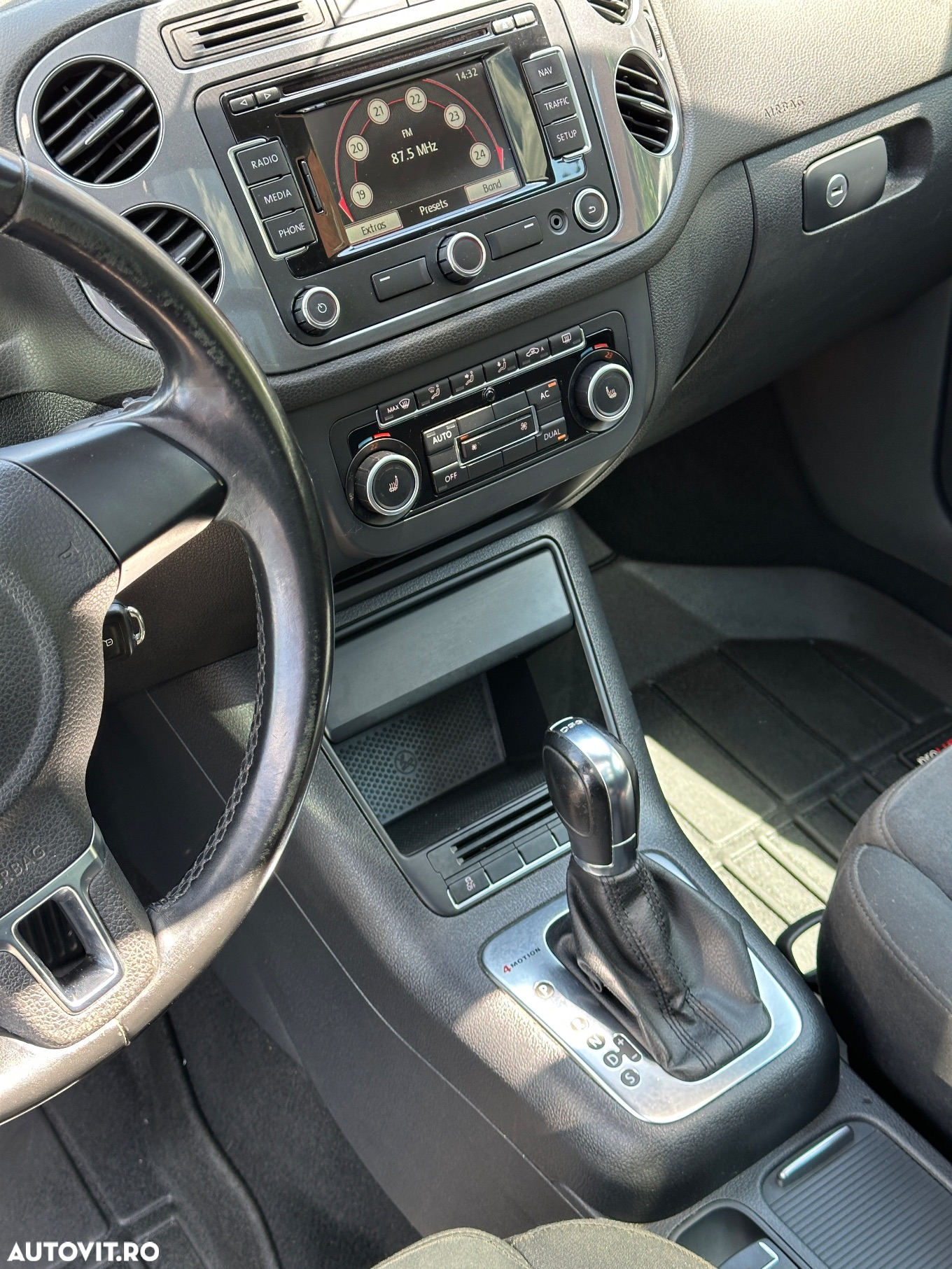 Volkswagen Tiguan 2.0 TDI 4Motion DSG Sport & Style - 13